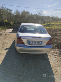 Mercedes classe c 220 CDI ano 2003