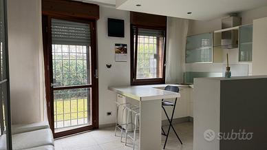 Monolocale completamente arredato