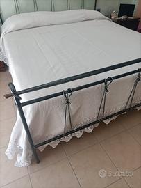 Antico copriletto matrimoniale  Piquet e uncinetto