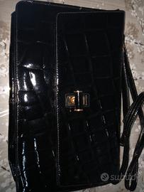 Borsa da donna in pelle nera lucida