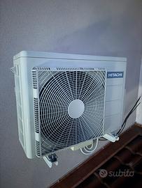 CONDIZIONATORE HITACHI DUAL SPLIT