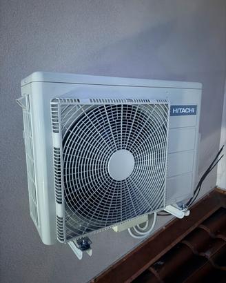 CONDIZIONATORE HITACHI DUAL SPLIT