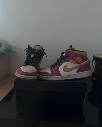 Air Jordan 1 Mid Dod