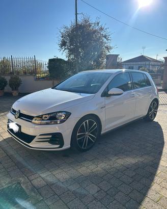 Golf GTD DSG 184cv UNICOPROPRIETARIO