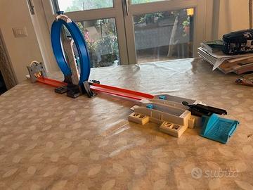 Hot Wheels Track Builder