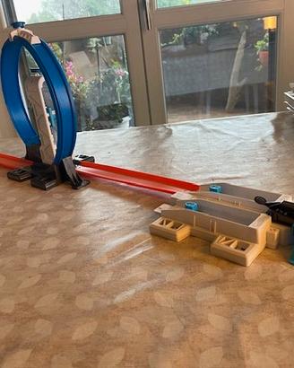 Hot Wheels Track Builder