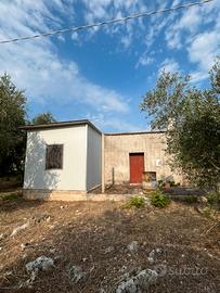 Terreno Lago di Varano (Gargano-Puglia)