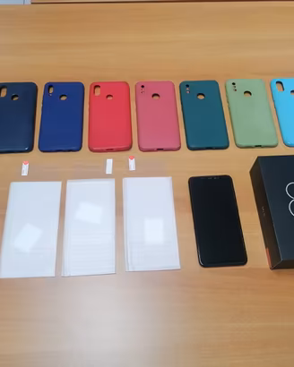 Xiaomi Mi 8 completo di vetri e custodie