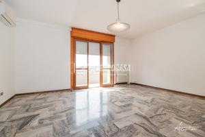 Appartamento a Modena Via Giuseppe Biagi 3 locali