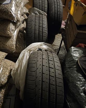 Treno 4 gomme 245/45 zr 18 high performance