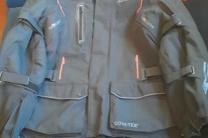 Giacca e pantaloni moto  in Goretex laminato