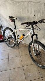 Bicicletta MTB uomo