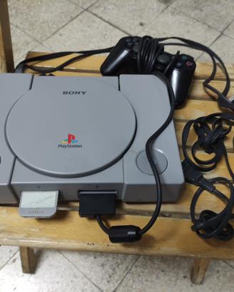 Playstation 1   Scph-7502 + controller