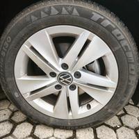 gomme  M+S con cerchio originale Volkswagen 
