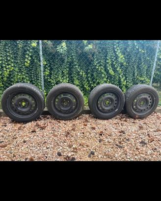 Cerchi in ferro Golf 6