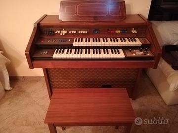 Organo elettronico farfisa