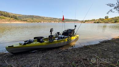 Kayak da pesca a pedali Hobie Passport 12