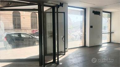 Zona Umbertina locale commerc.--3479246944