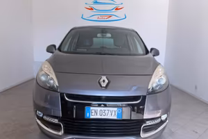 RENAULT Scenic X-Mod 1.2 16V TCE S&S Live