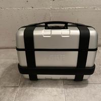 Bauletto Trekken e borse laterali givi