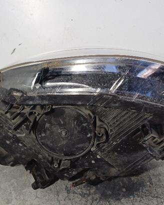 FARO ANTERIORE DESTRO KIA Soul Serie 92102B2260 G4
