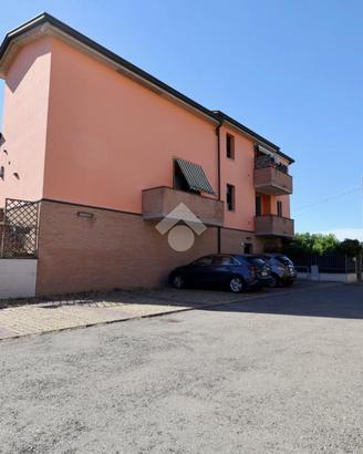2 LOCALI A REGGIO NELL'EMILIA