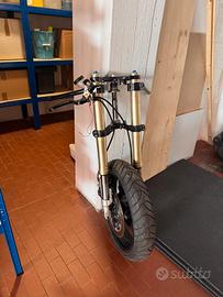 Avantreno completo Yamaha R1 2000