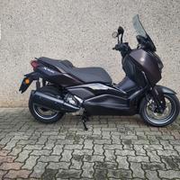 Yamaha X-Max 300 Tech Max