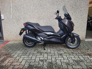 Yamaha X-Max 300 Tech Max