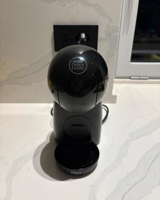 Macchinetta nescafè dolce gusto