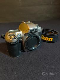 Nikon F80 Usata