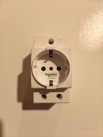 Presa modulare Schneider Electric – Modello A9A153