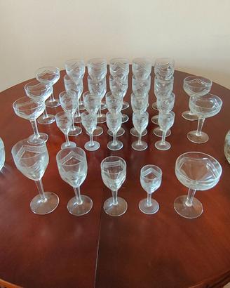 Servizio da 30 in cristallo + caraffa vino e acqua