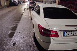 Mercedes classe E coupé 