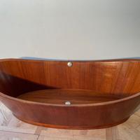 Vasca da bagno in legno