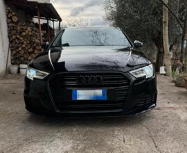 Audi A3 2019 G-TRON 130cv