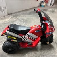 Minimoto a batteria Ducati