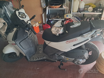 Scooter derby Rambla 125