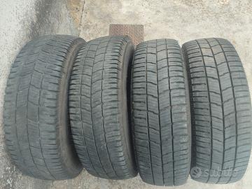 Gomme quattro stagioni 215 70 r15