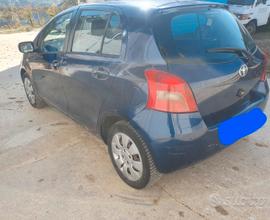 TOYOTA Yaris 1.4 tdi cambio automatico