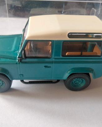 Modellino Land Rover Defender Norev