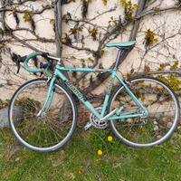 Bici Bianchi Gold Race 600