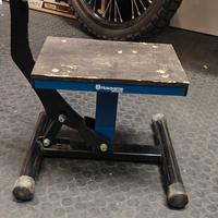 Cavalletto alza moto Husqvarna