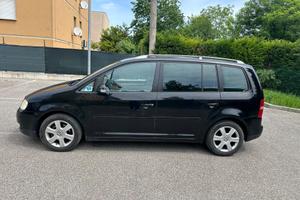 Volkswagen Touran 2.0 TDI 136CV Highline