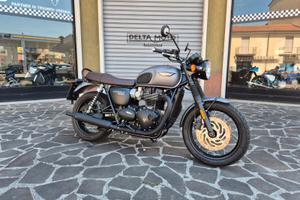 Triumph Bonneville T120 BLACK