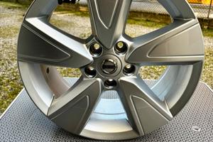 Cerchi in lega volvo xc40 17” originali