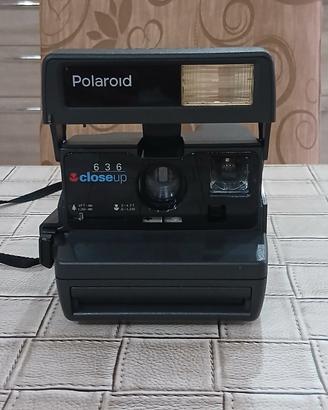 macchina fotografica vintage POLAROID 636 CLOSE UP