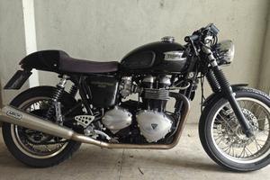 Triumph Thruxton 900
