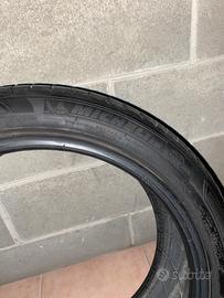 Pneumatico Michelin Primacy 3 - 205x45 R17