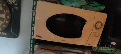 MICROONDE DE LONGHI FUNZIONANTE